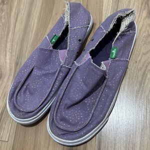 Purple Sanuks